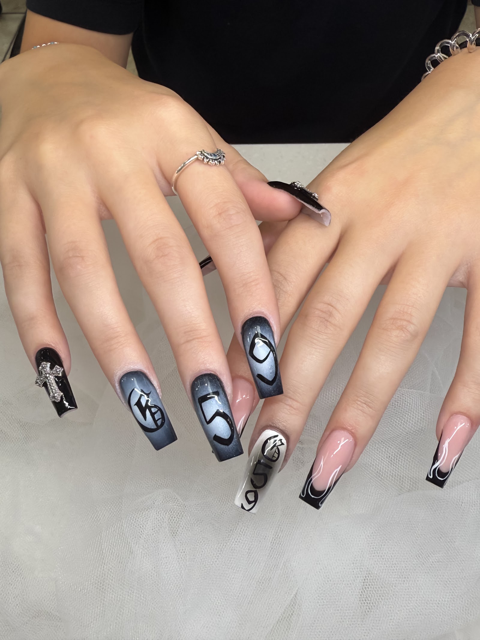 Boss Studio Nails & Spa nail photo 4